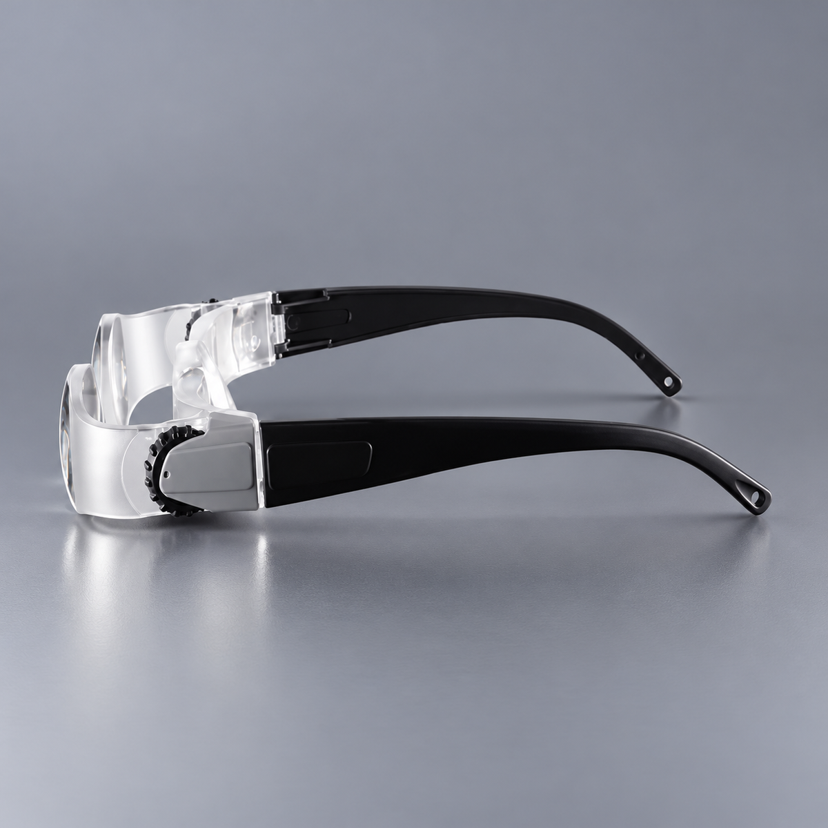 VIZOR™ • Magnifying Glasses – 2.1X